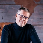 Юрий  Владимирович  Сунгуров